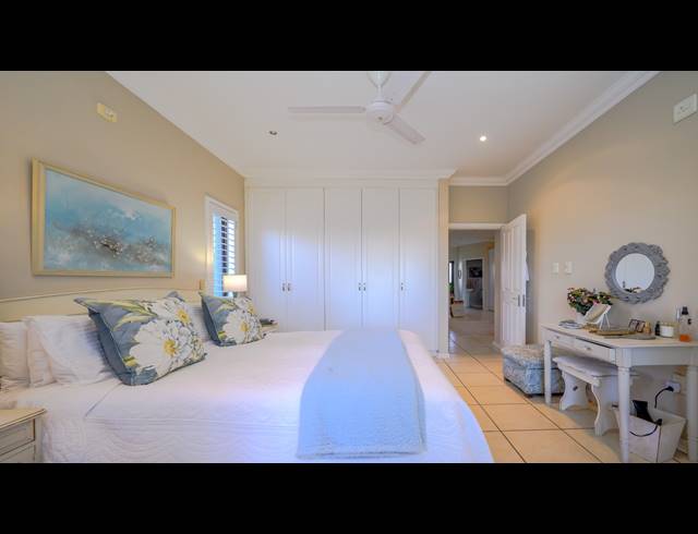 2 BEDROOM TOWNHOUSE FOR SALE IN BALLITO CENTRAL